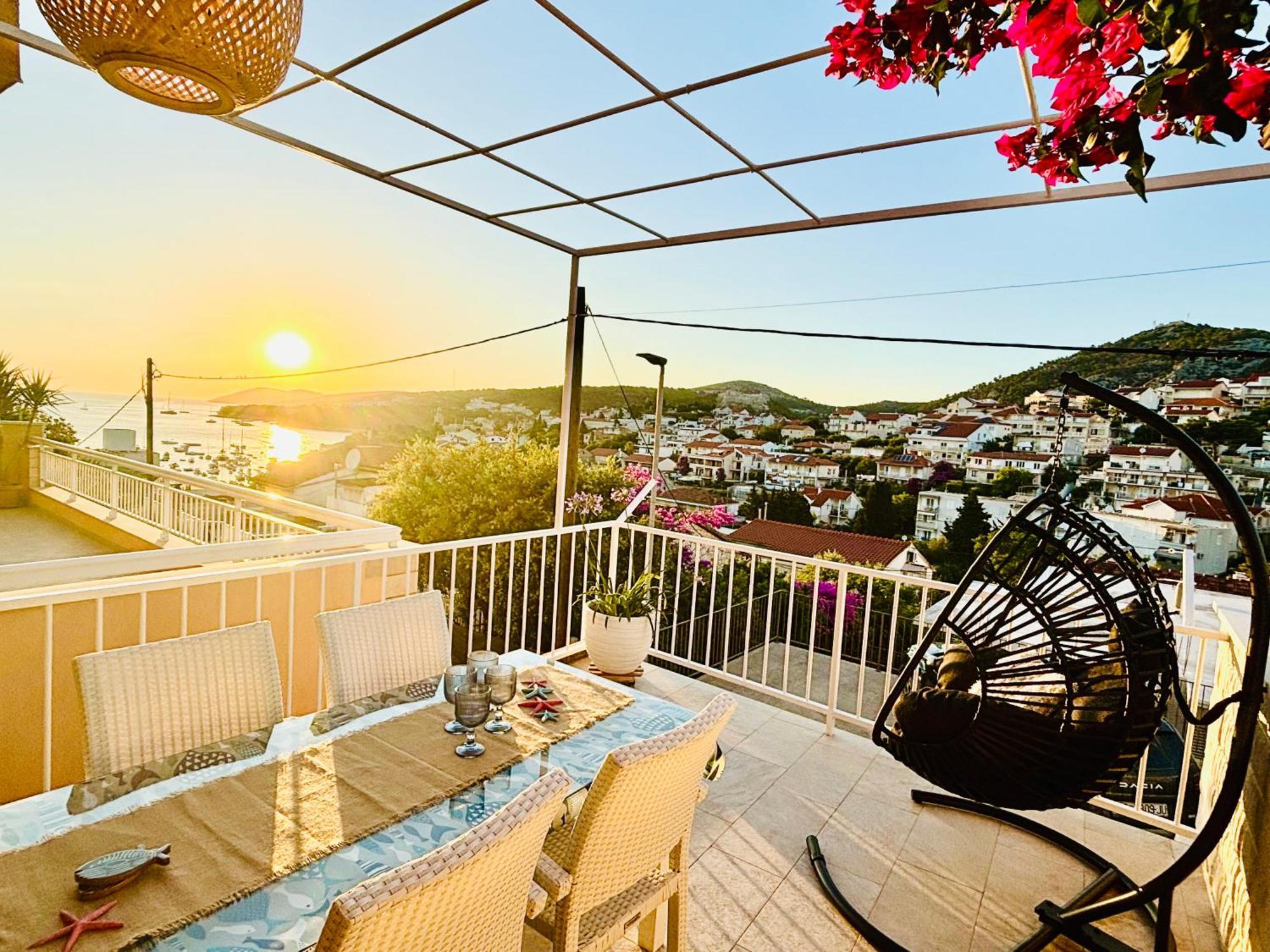 Apartment Sunny Elza 2 Hvar Town Exteriör bild